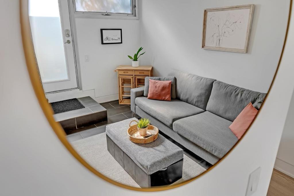 Suite In The Heart Of Downtown Toronto Exterior photo